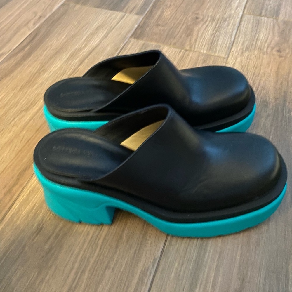 NWT! Bottega Veneta Flash Pumps - Black/Neptune - Women’s Size 40.5 - Picture 2 of 5